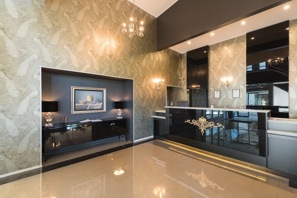 Heartland Hotel Croydon