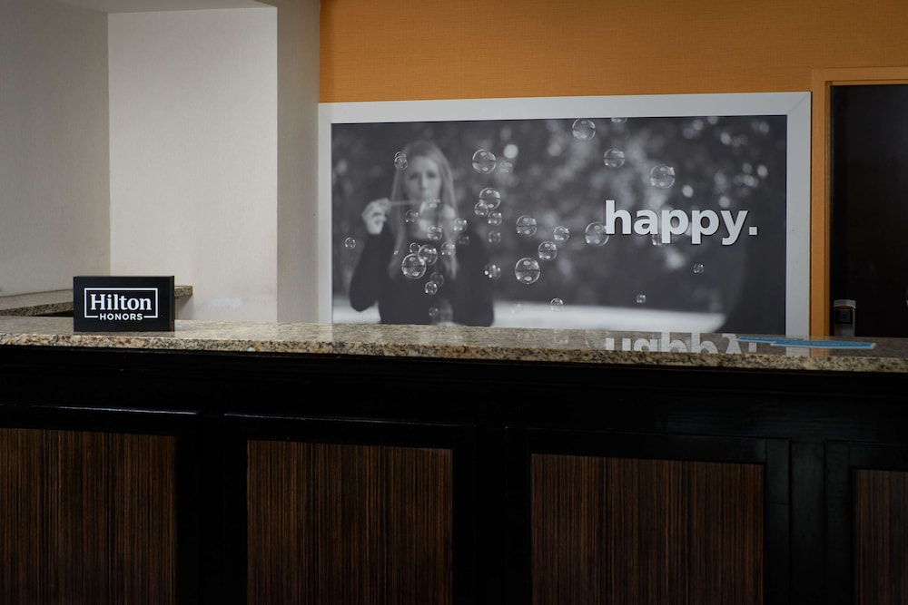 Hampton Inn Ann Arbor South - photo 5