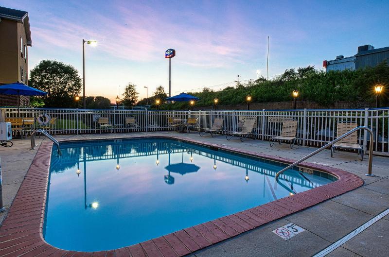 Fairfield Inn by Marriott Charlotte Mooresville - photo 83