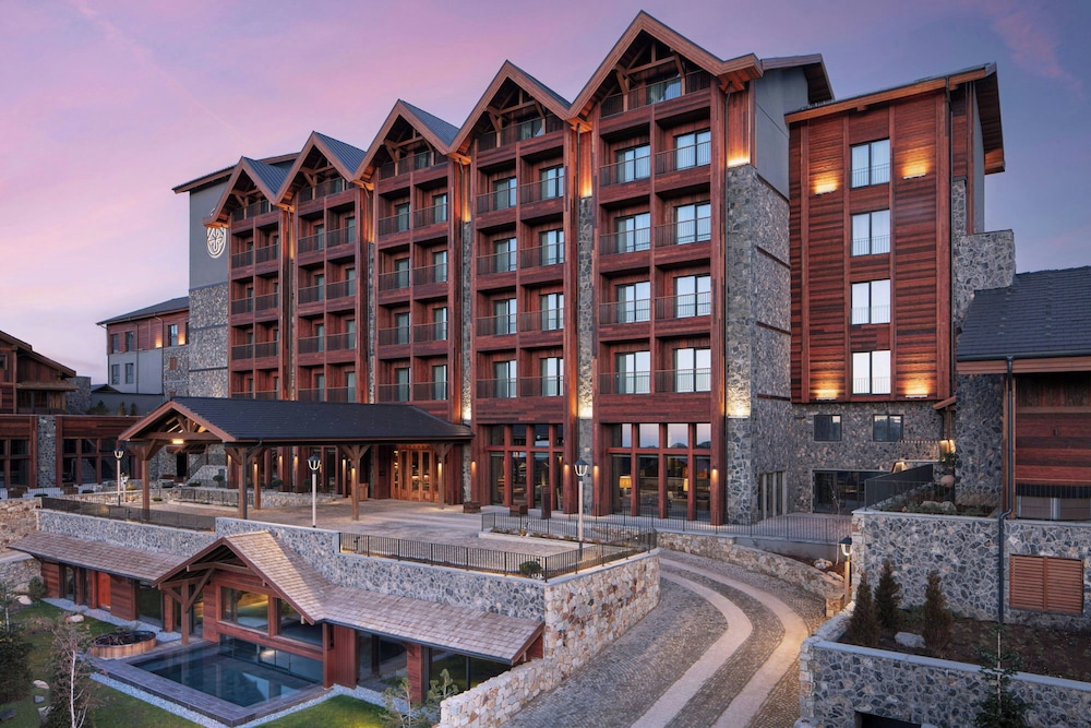 Ceylan Splend’or Uludag Autograph Collection in Bursa, Turkey