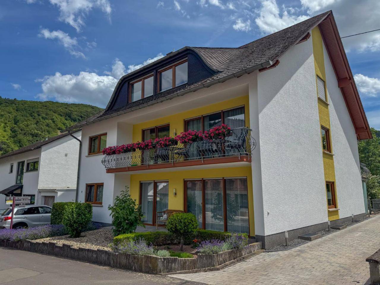 Traumferienwohnung an der Mosel Gabi Schöneberg — 4-Star Luxury Hotel in Traben-Trarbach, Germany