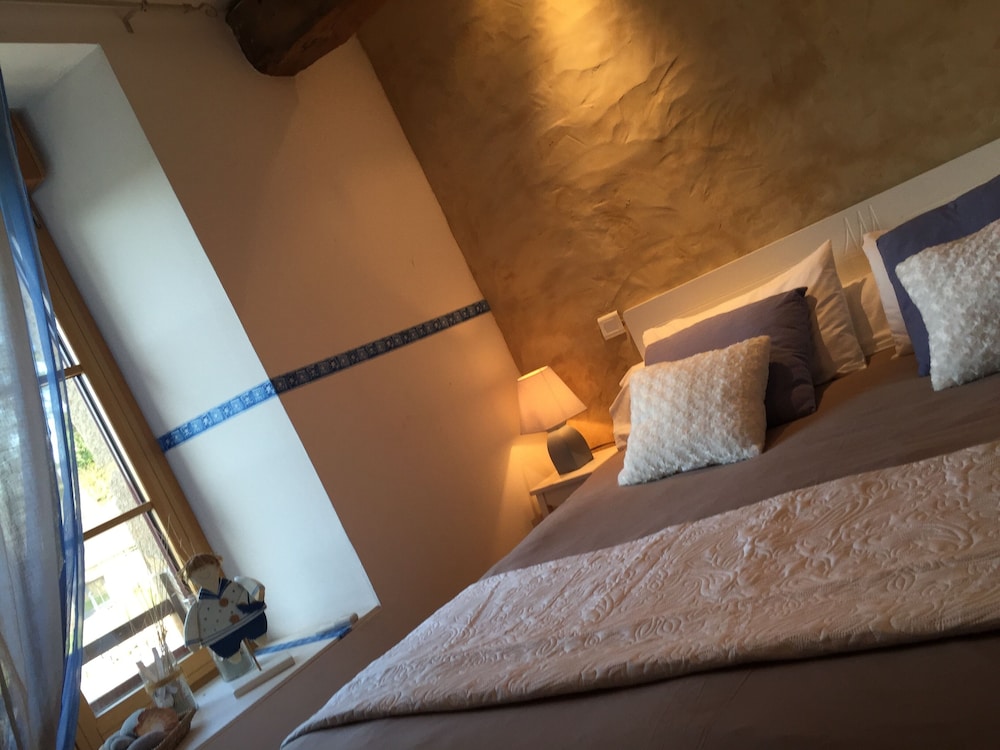 Gîtes et maison d hôtes Domaine de la Garaye — Taden — photo 3