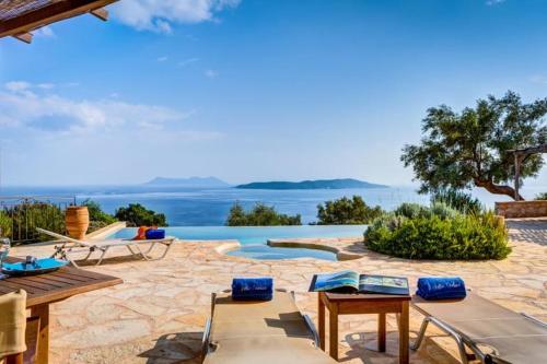 Villa Anatoli — 4-Star Luxury Hotel in Vasiliki, Greece