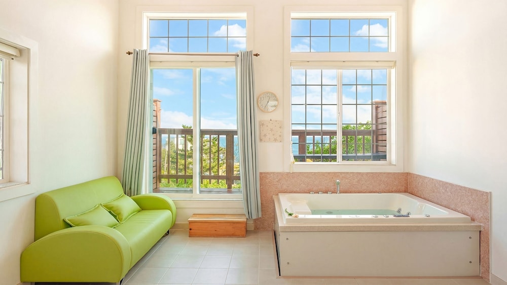 Gangleung Laimbichipensyeon in Gangneung, South Korea