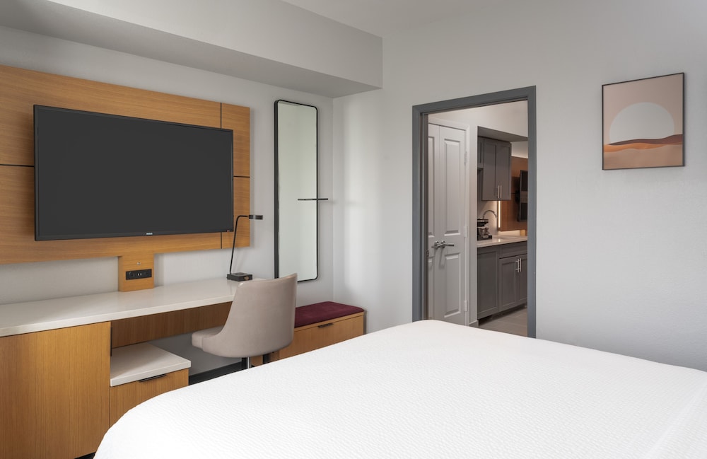 DoubleTree by Hilton Houston Westchase - photo 19