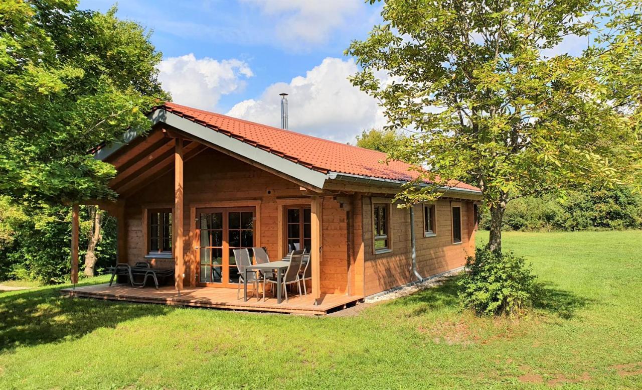 Okologisches Holzblock Ferienhaus Lauterdorfle 150 Baujahr 2022 Mit Gratis Albcard — Hayingen