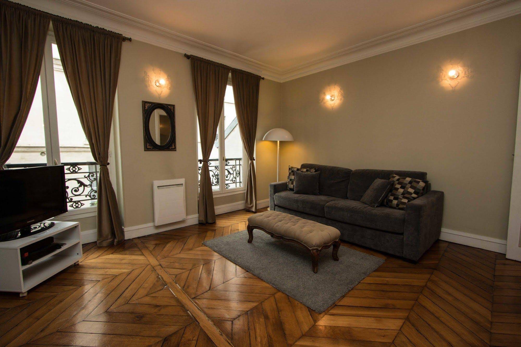 Montorgueil Apartment