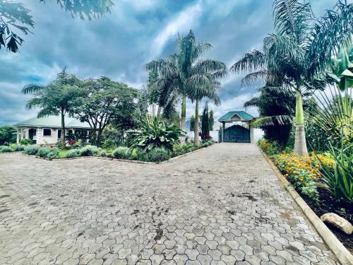 The Angelique Oasis — 4-Star Luxury Hotel in Arusha, Tanzania