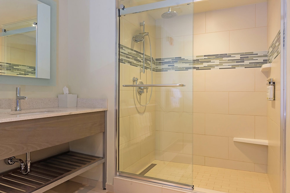Even Hotel Norwalk By Ihg - photo 16
