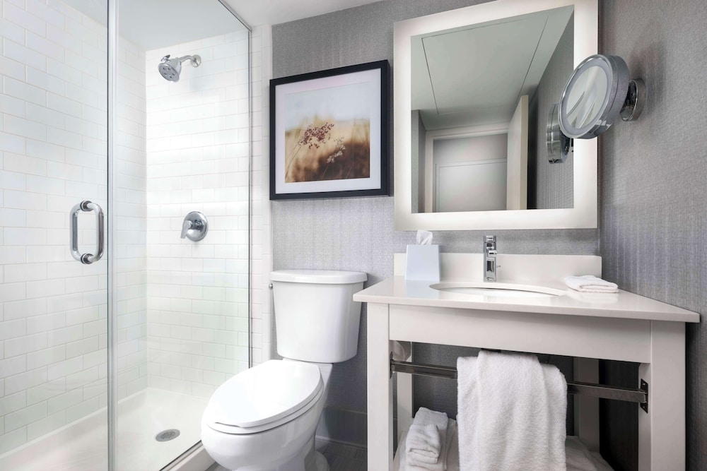 DoubleTree by Hilton Manhattan KS - photo 24