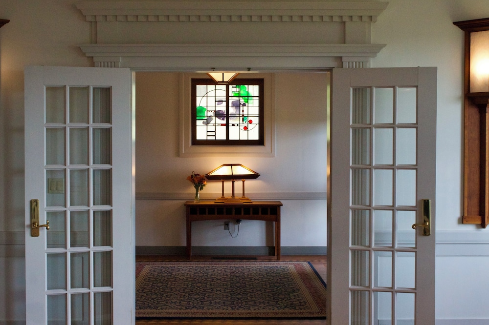 The McKernan Inn - photo 3