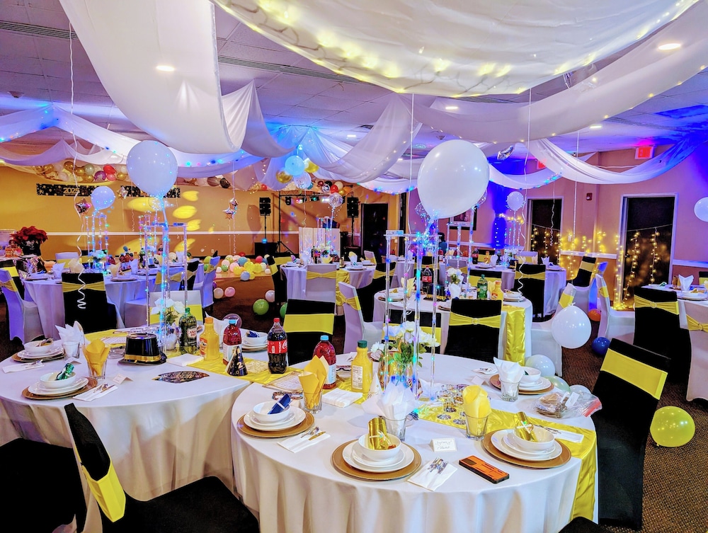 Pocono Inn & Banquet - photo 22