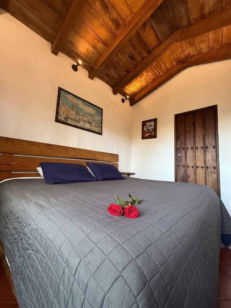 Hotel Bugamvillas — Tapalpa — photo 2