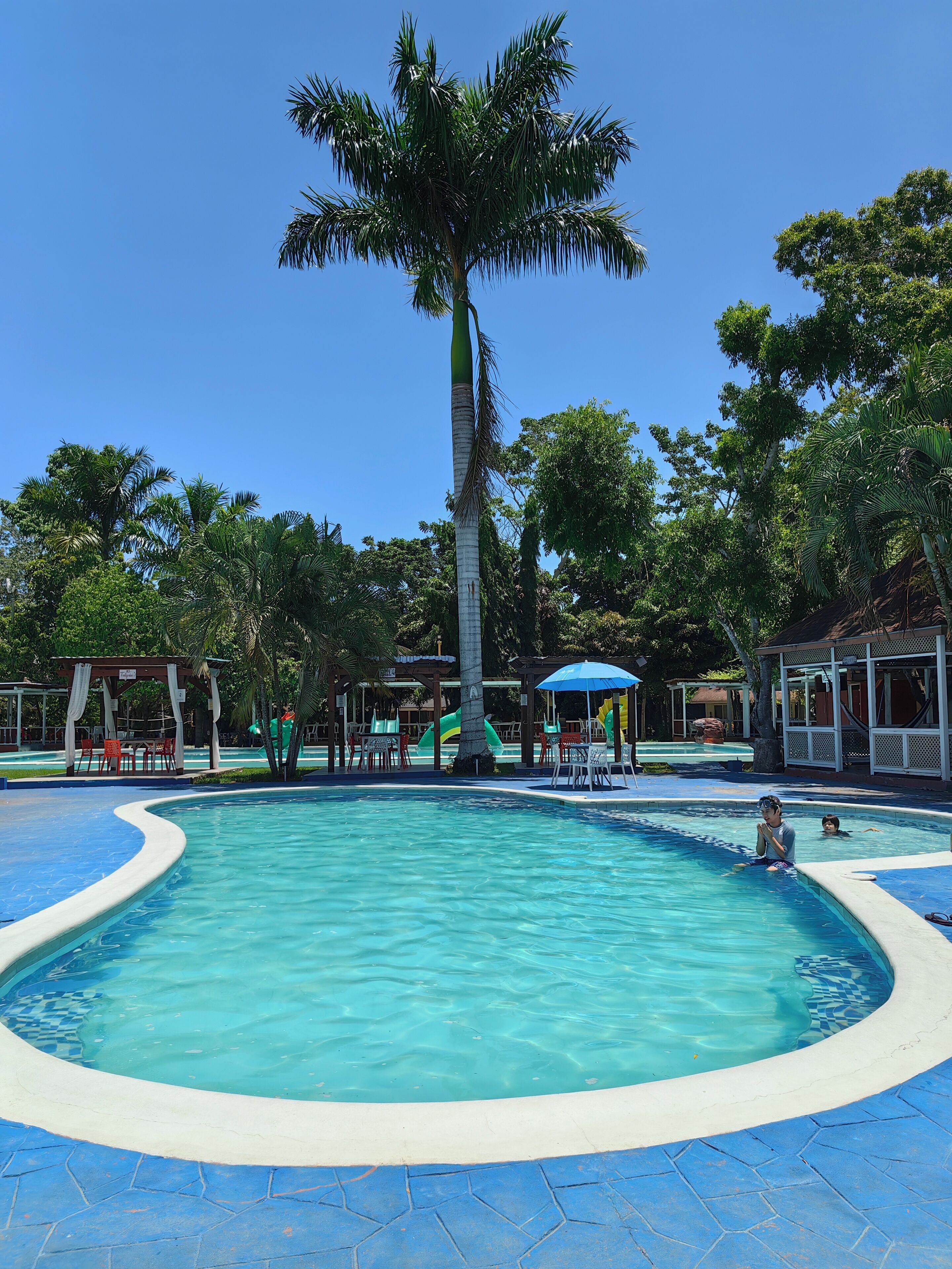 Hotel Cabañas River Park — hotel in Omoa