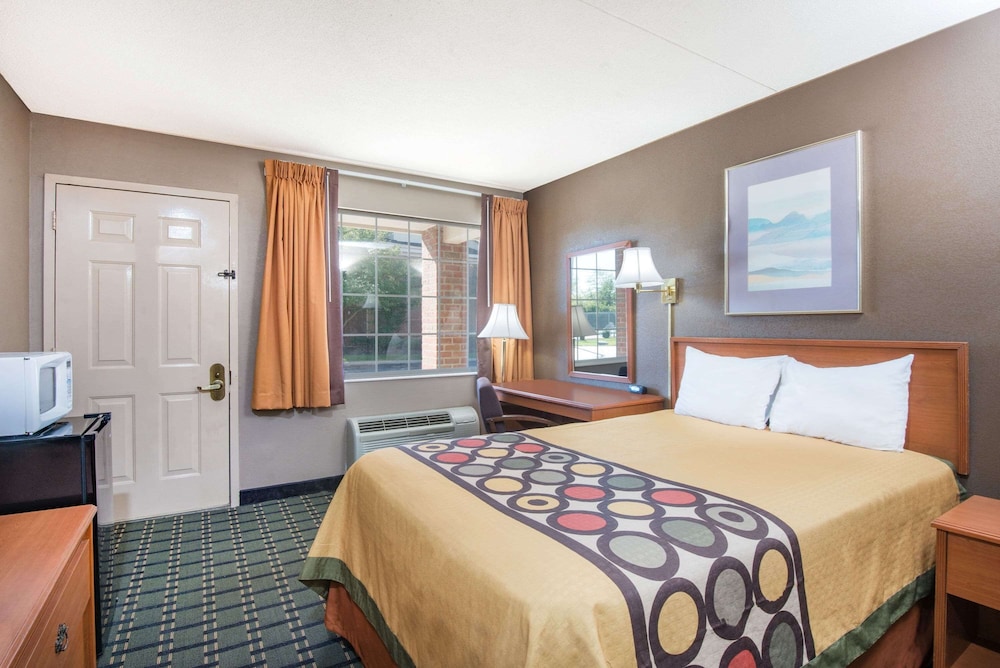 Super 8 by Wyndham Marysville - photo 4