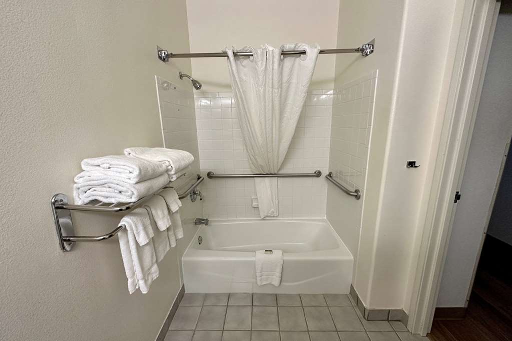 Wingate by Wyndham New Castle Glenwood Springs - photo 17