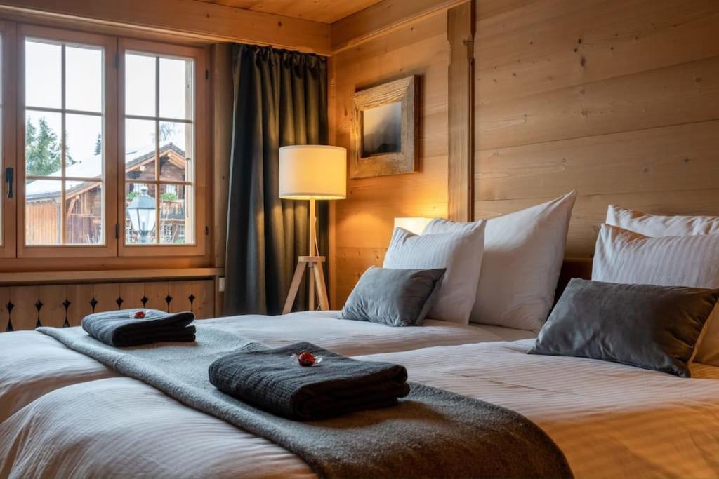 Schützenweg 2 Central & Cozy by Heiti Gstaad — 4-Star Luxury Hotel in Gstaad, Switzerland