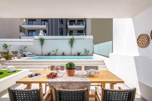 Assos Aqua Apartment — 4-Star Luxury Hotel in Irakleion, Greece