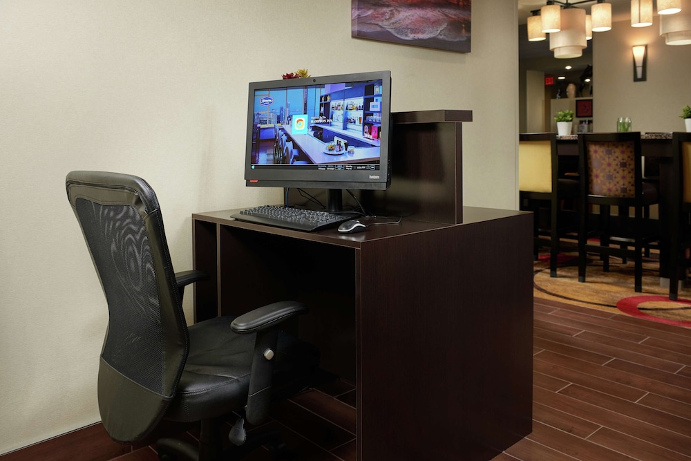 Hampton Inn Louisville I 65 @ Brooks Rd. - photo 17