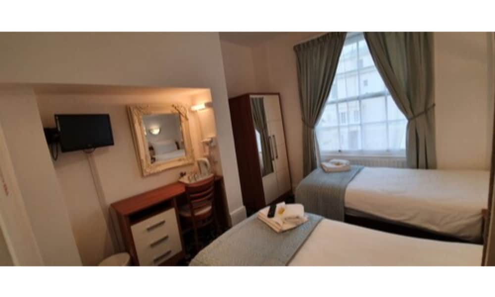 Andorra Guest Accommodation — Brighton — photo 3