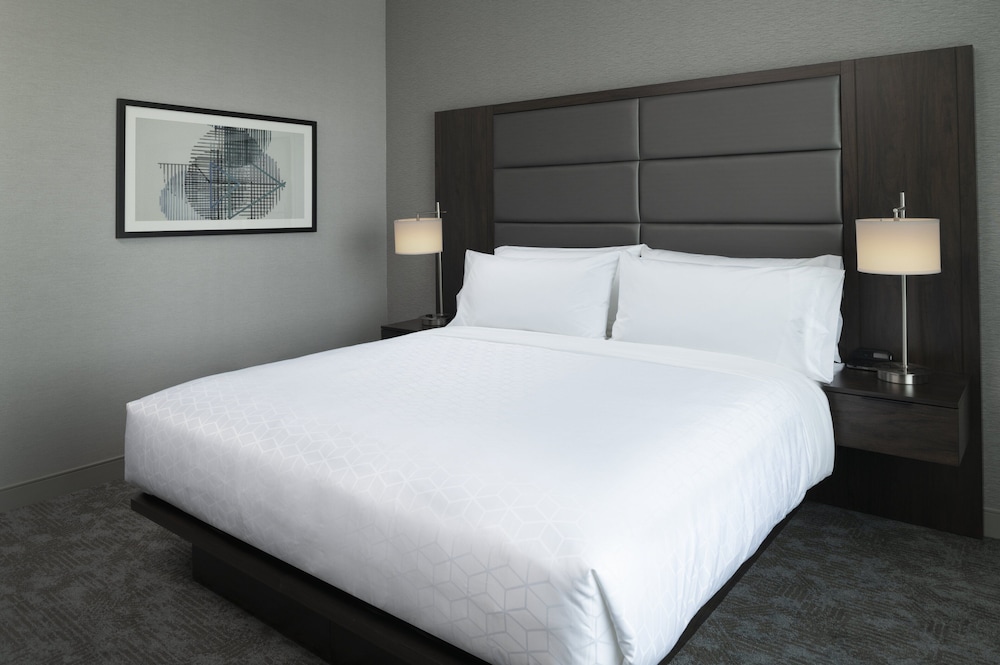 Holiday Inn Express Boston Logan Airport Revere by IHG - photo 17