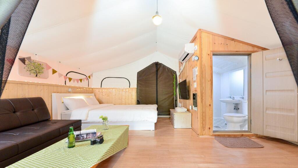 Gapyeong Gratia glamping — 4-Star Luxury Hotel in Gapyeong, South Korea