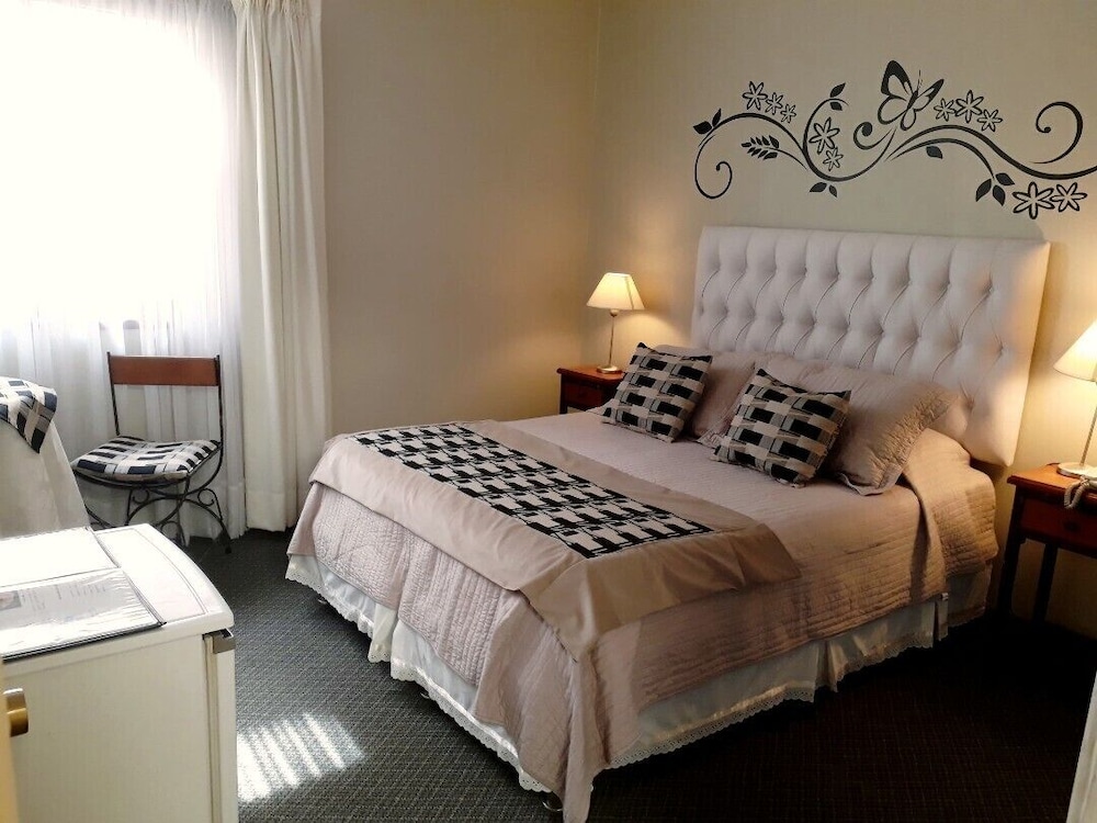 Hotel 3 Poniente — hotel in Vina Del Mar