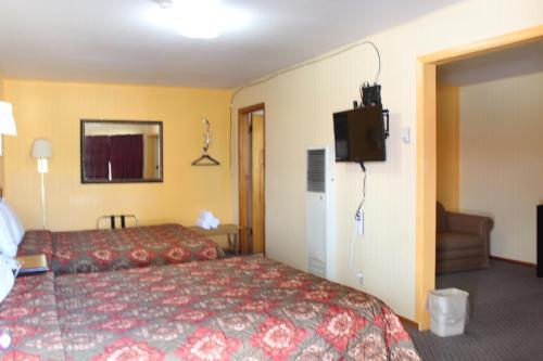 Thunderbird Motel Las Vegas New Mexico - photo 3