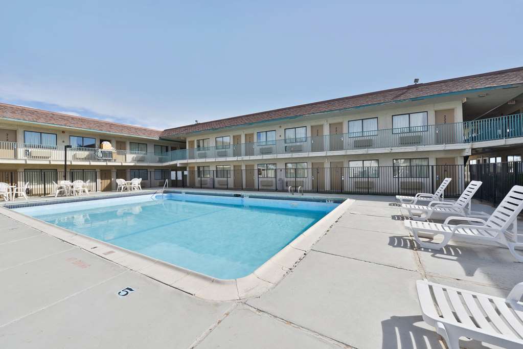 Americas Best Value Inn Amarillo Airport - photo 14