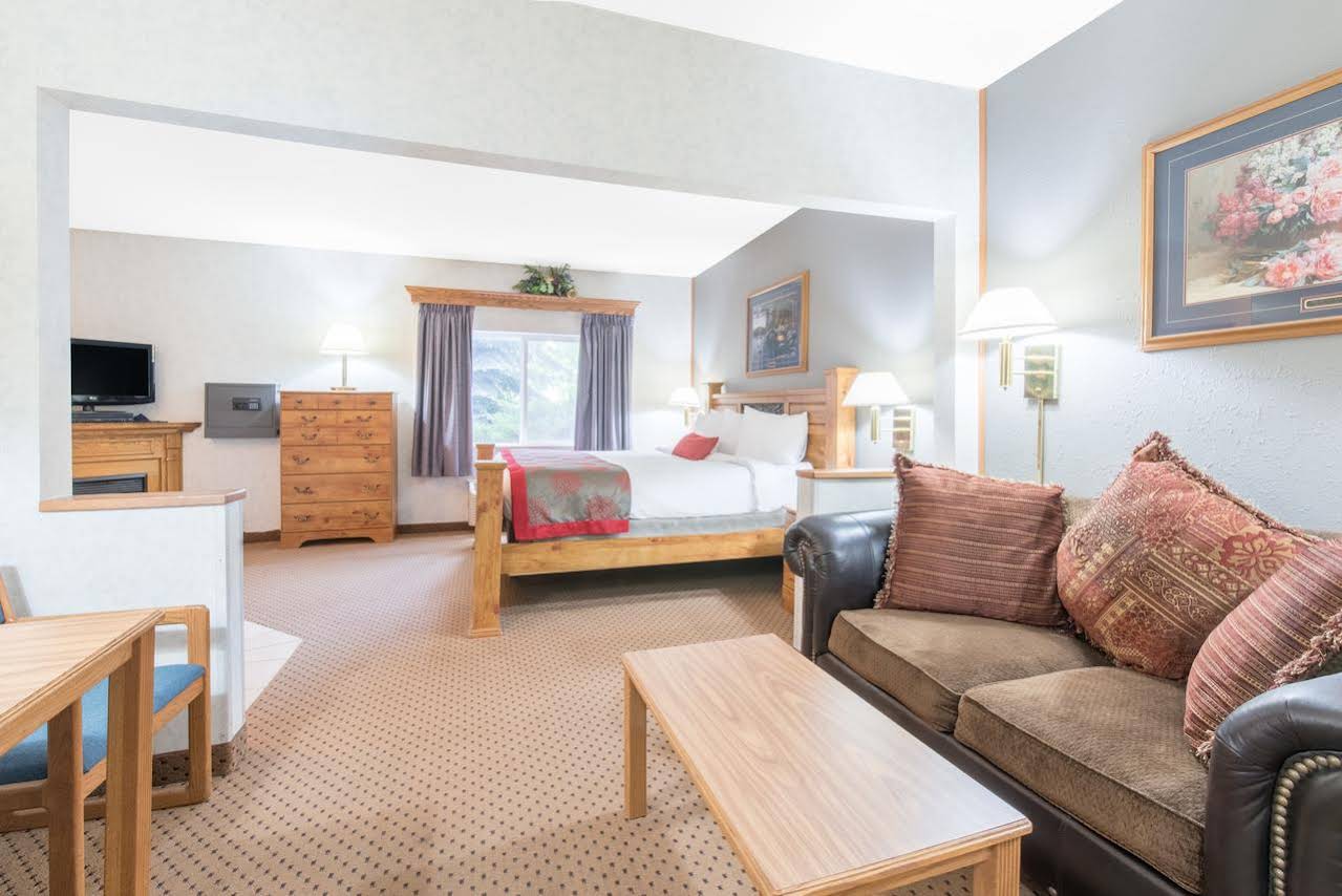 Ramada Limited Bismarck Northeast - photo 55