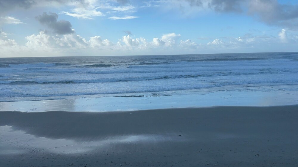 West Beach Suites - photo 122