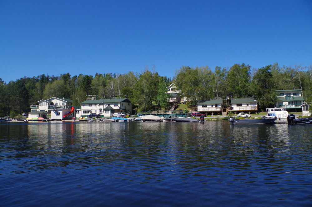 Dogtooth Lake Resort — hotel in Kenora