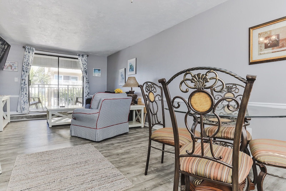Coastal Waters Inn - photo 112