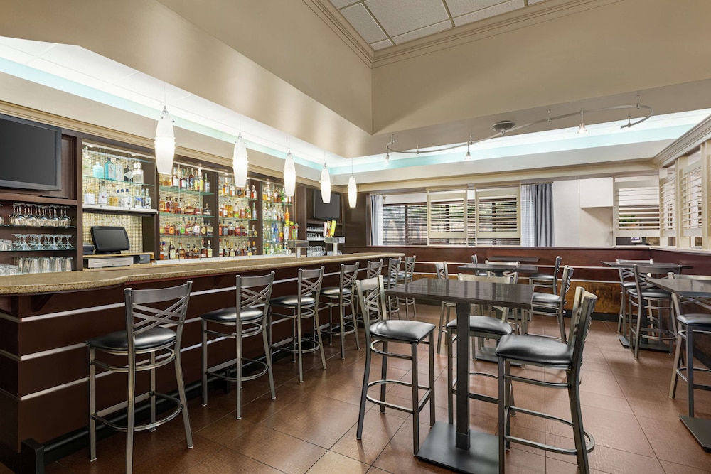 DoubleTree by Hilton Hotel Jackson - photo 42