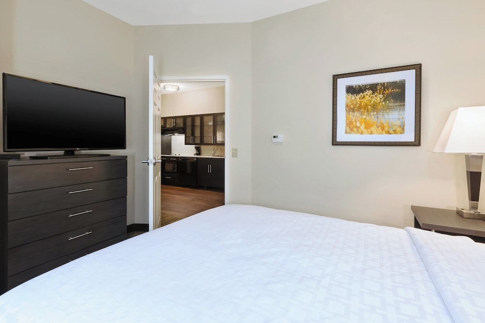 Candlewood Suites Morgantown Univ West Virginia By Ihg - photo 12