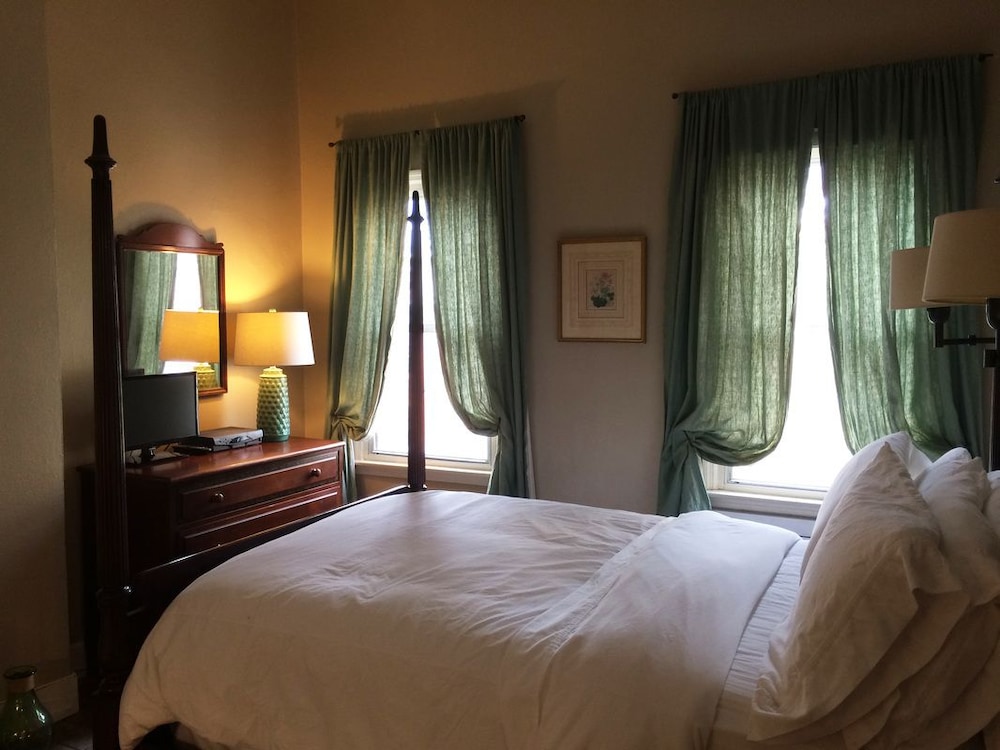 Incentra Village Hotel - photo 4