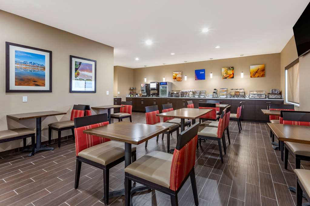 Comfort Inn & Suites Alameda at Albuquerque Balloon Fiesta Park - photo 27