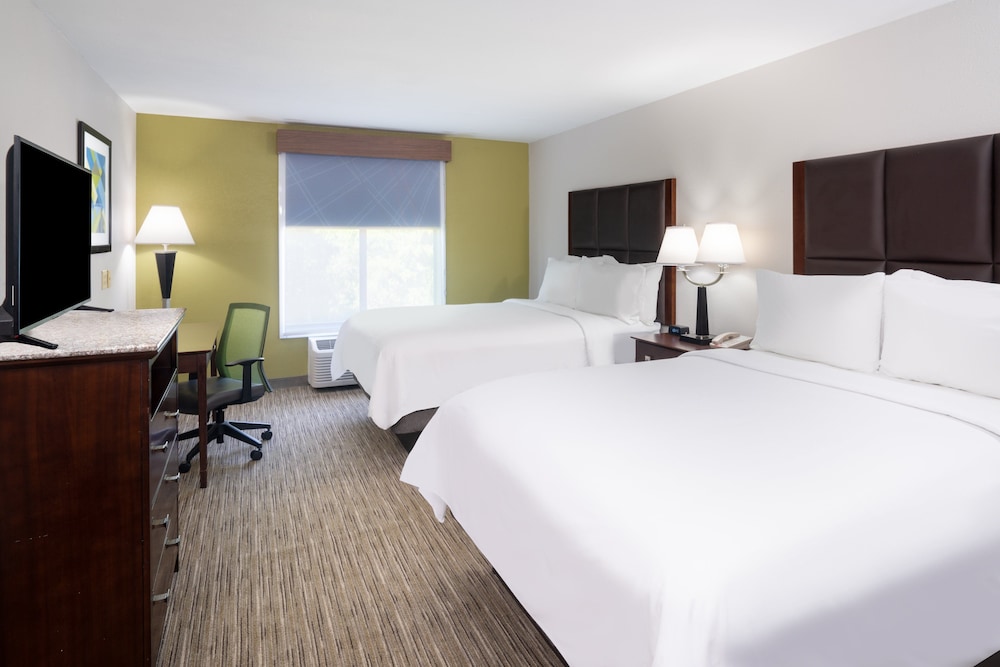 Holiday Inn Express Hotel & Suites Hinesville East Fort Stewart - photo 19
