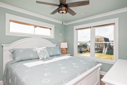 Once Upon A Tide by Oak Island Accommodations - photo 43