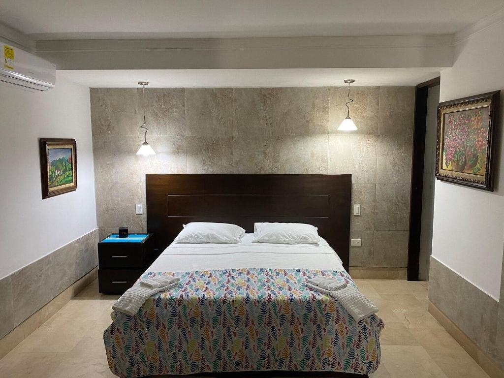 Apartaestudio amplio — 4-Star Luxury Hotel in Barranquilla, Colombia