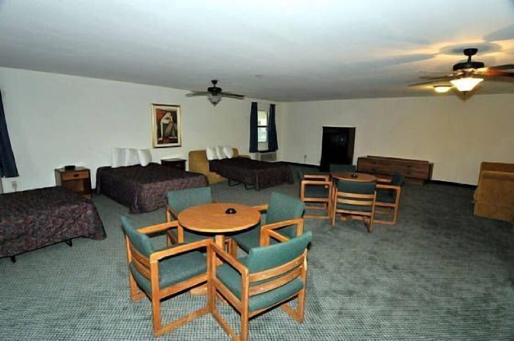 Fairview Suites - photo 14
