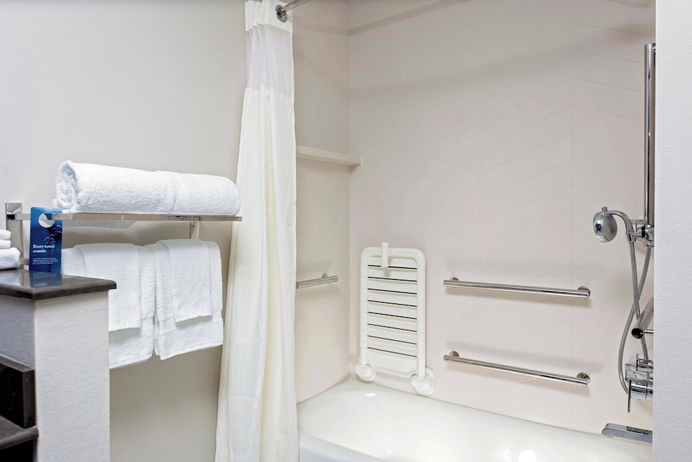 Fairfield Inn & Suites by Marriott Memphis Collierville - photo 12