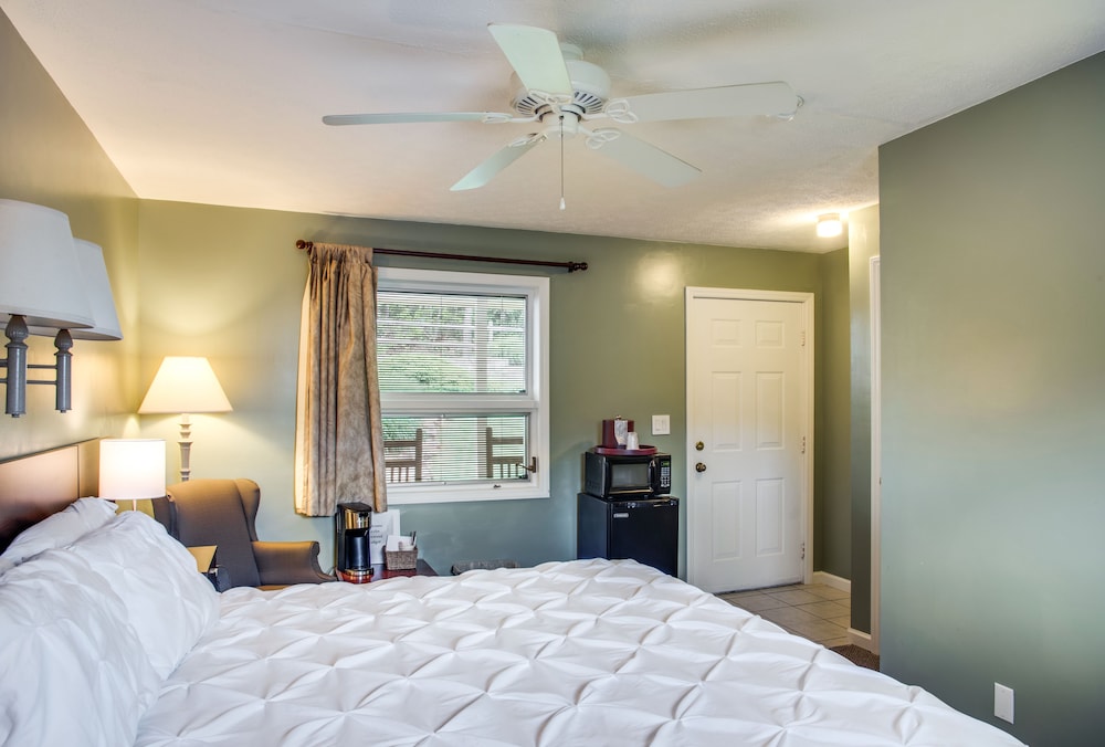 Boxwood Lodge - photo 30