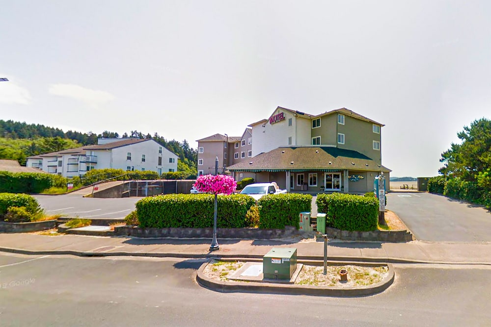 Siletz Bay Beachfront Hotel by OYO Lincoln City - photo 112