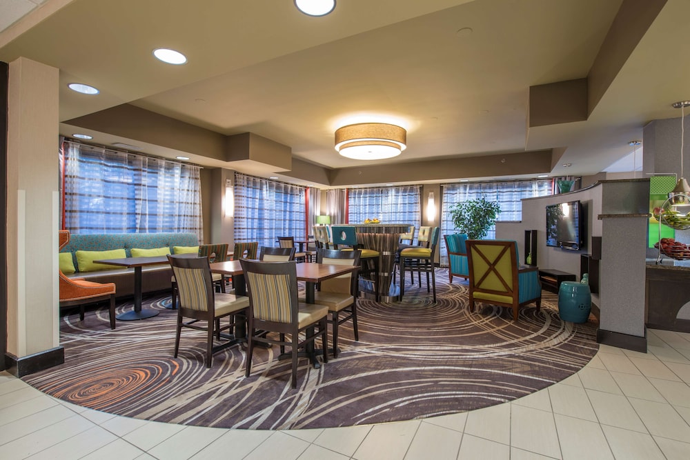 Hampton Inn Atlanta Newnan - photo 38
