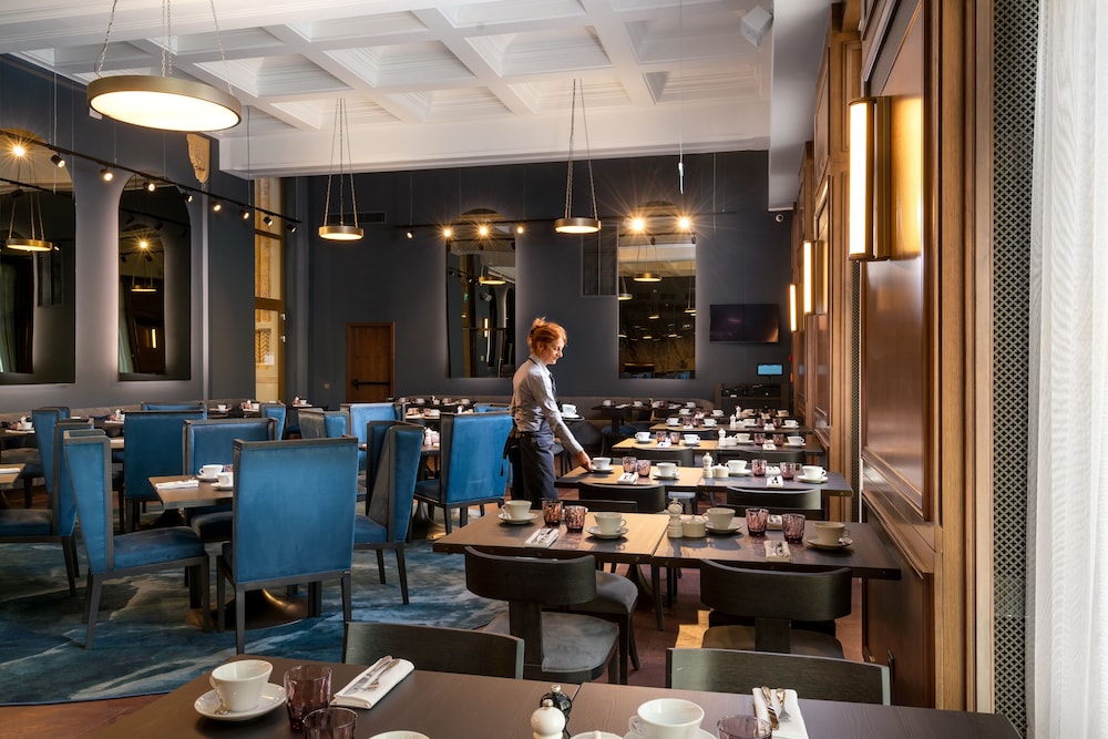 מזון ומשקאות