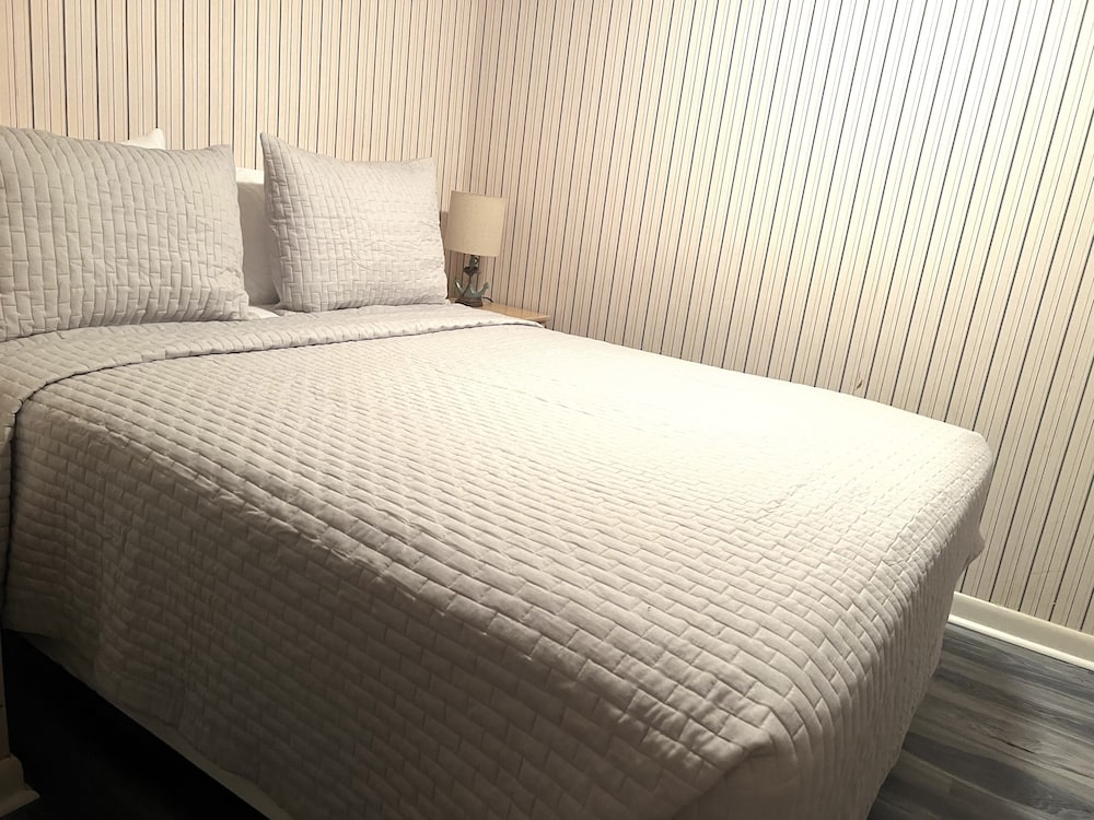 Royal Garden Resort 504 2 Bedroom Condo by RedAwning - photo 3