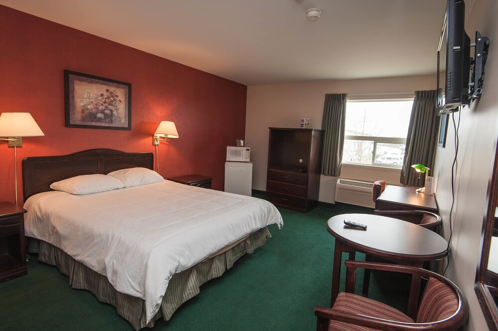 Burntwood Hotel — Thompson — photo 5