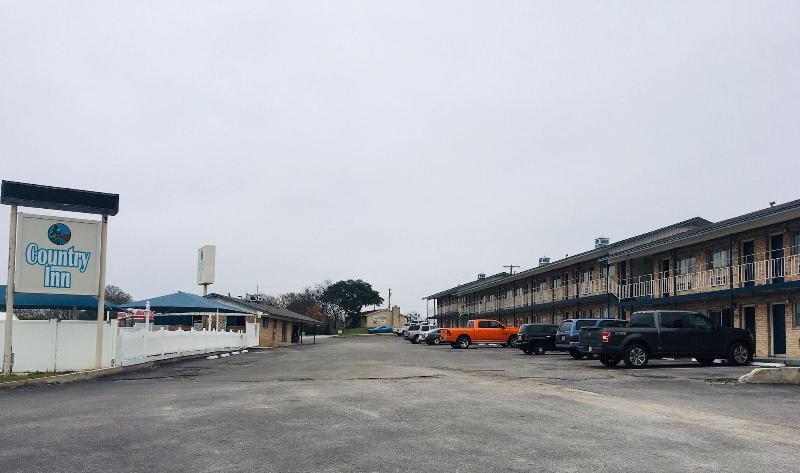 Country inn Lampasas - photo 2