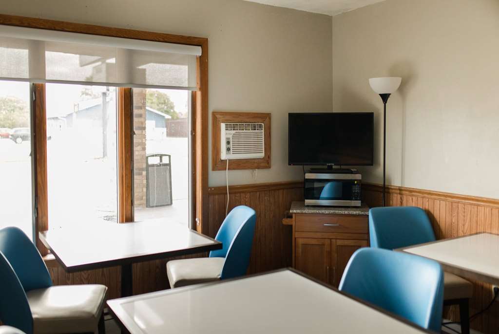 Travelodge by Wyndham Escanaba - photo 20